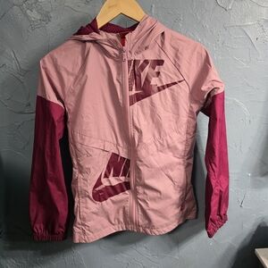 Girls Nike Sportswear Windrunner Hooded Jacket Purple 830506 565 Size XL